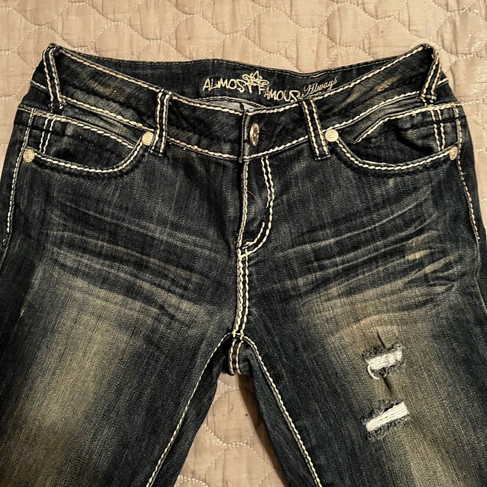 ALMOST FAMOUS~LOW RISE~SKINNY JEANS~7 - Picture 4 of 12